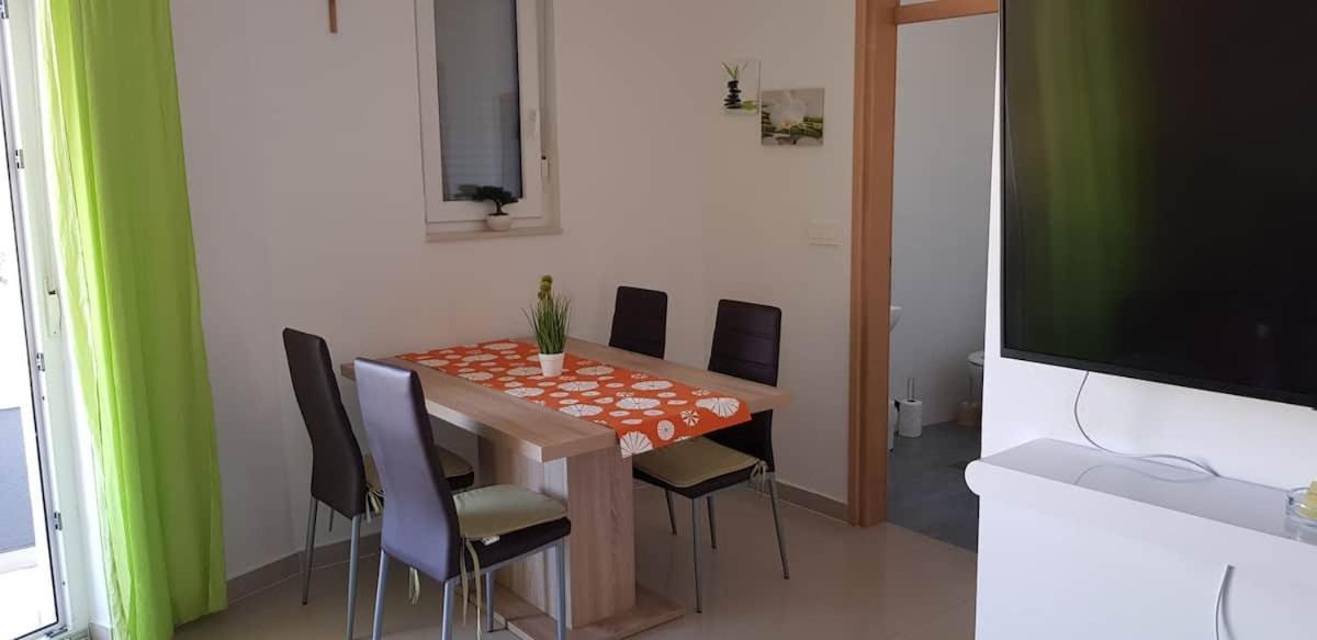 Abc Apartmani Vrsi Eksteriør bilde